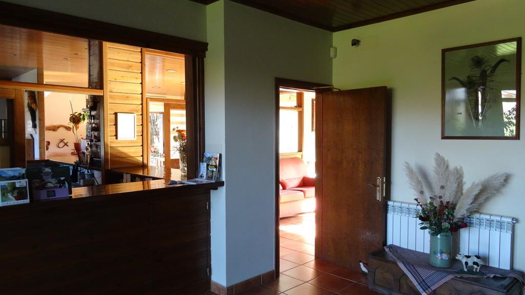 Hotel Pla Del Pi Prats I Sansor Екстериор снимка